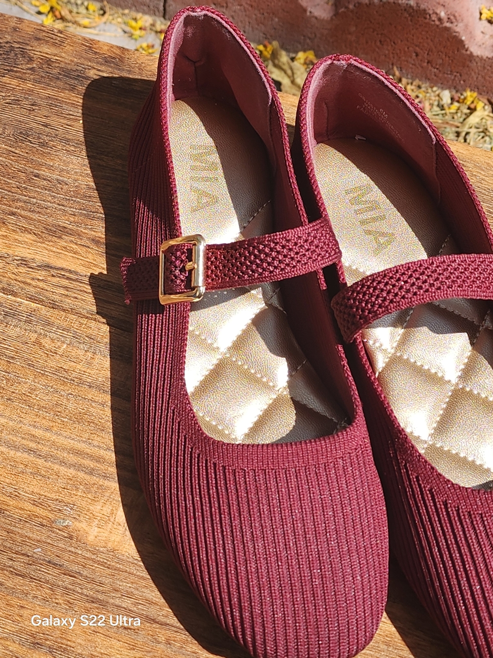 Mia Brita Mary Jane Burgundy Ribbed Knit Flats with Almond Toe Size 6 - Picture 8 of 9